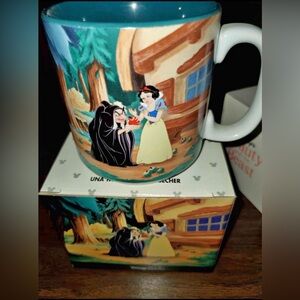 Vintage Disney Mug - Snow White